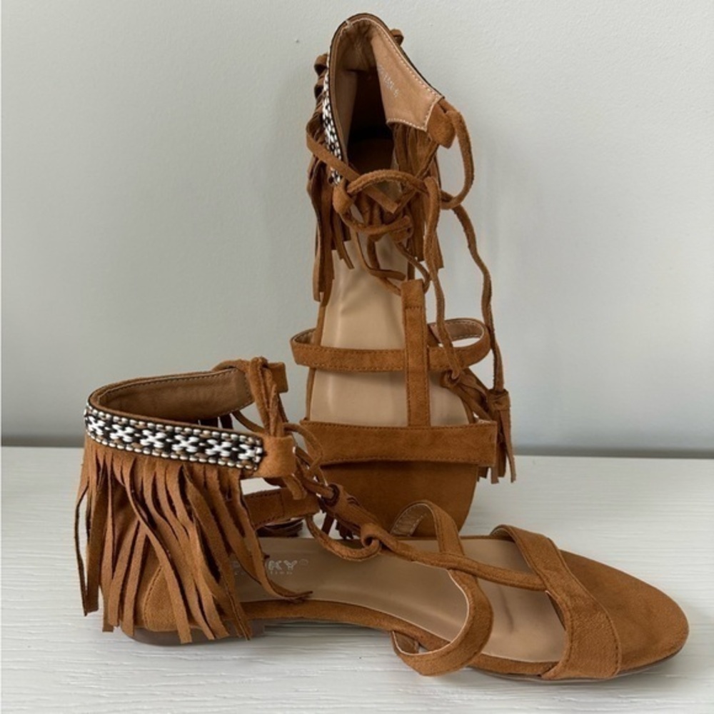 Via Pinky Fringed Sandals-NWT